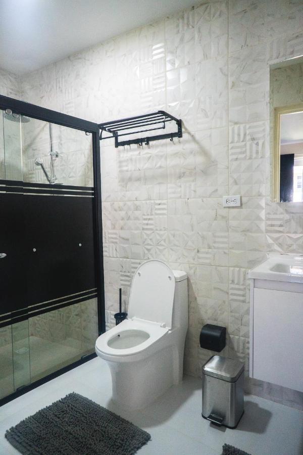 Pavia'S Centerpoint Oasis Apartamento Oranjestad Exterior foto
